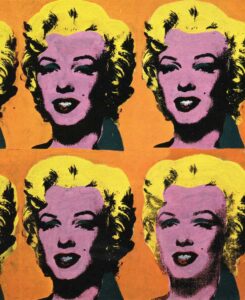 Particolare della tecnica serigrafica nel Dittico di Marilyn Monroe di Andy Warhol Particolare del Dittico di Marilyn Monroe di Andy Warhol che mostra la tecnica serigrafica e la sovrapposizione dei colori