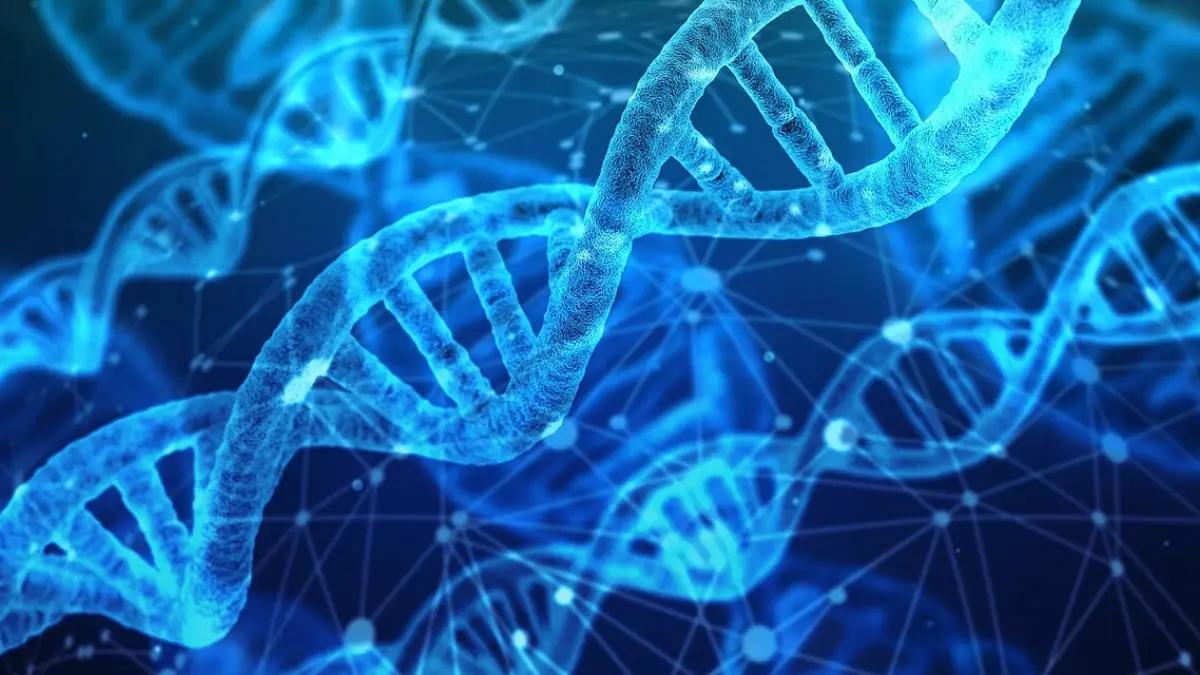 Illustrazione scientifica a filamenti di DNA su sfondo azzurro
